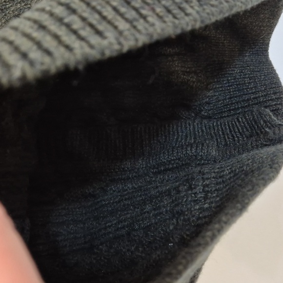 100% Wool Original Aran Co Green Merino Cable Knit Cardigan Sweater Size Small - Picture 6 of 12